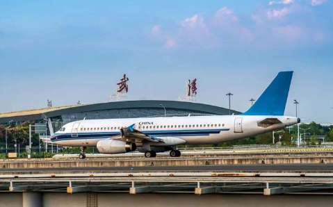 海西空运武汉机场